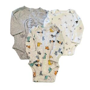 5/$15 sale - Baby’s size newborn long sleeve one piece bundle